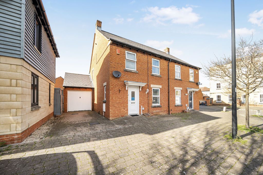 Property photo 1 of 18 Photo 1