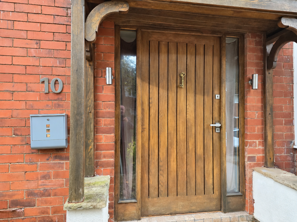 Property photo 2 of 31 2