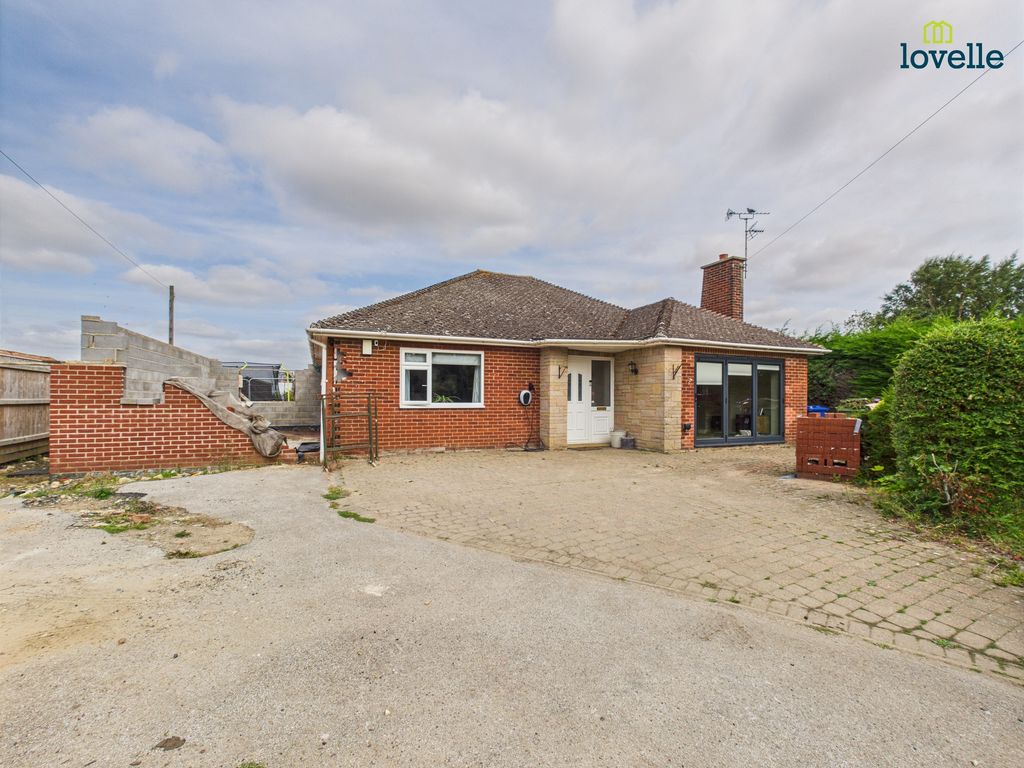 Property photo 2 of 23