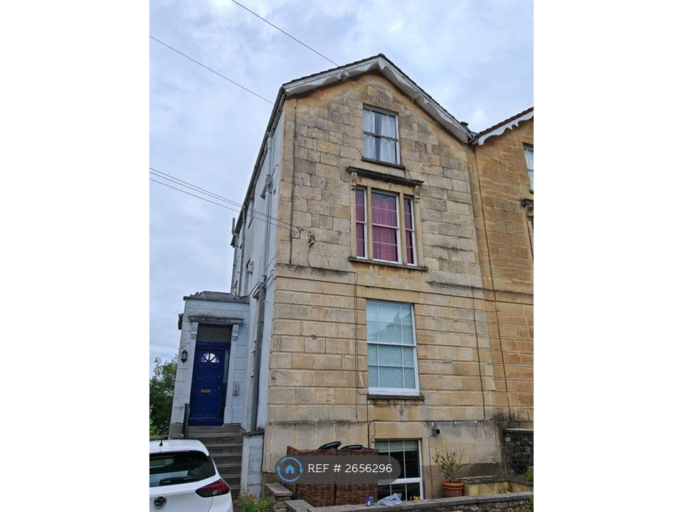 Property photo 2 of 7