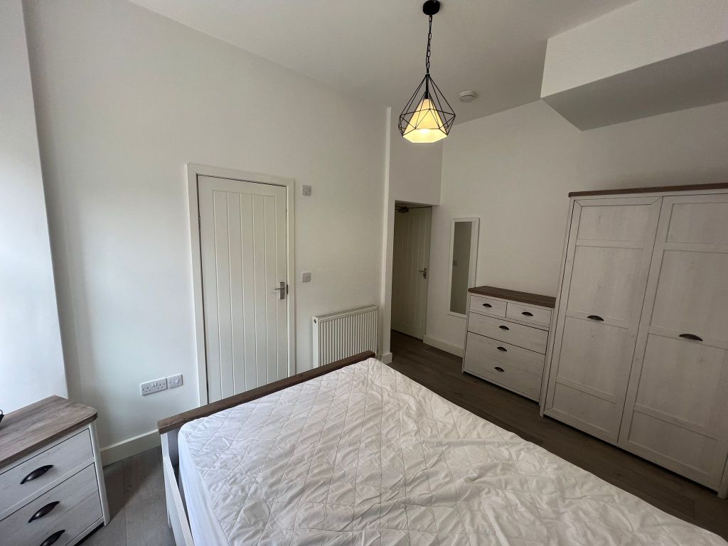 Property photo 2 of 8 E95c81Ab-4F31-40c4-9