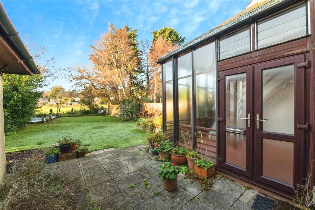 Property photo 2 of 24 Picture No. 03