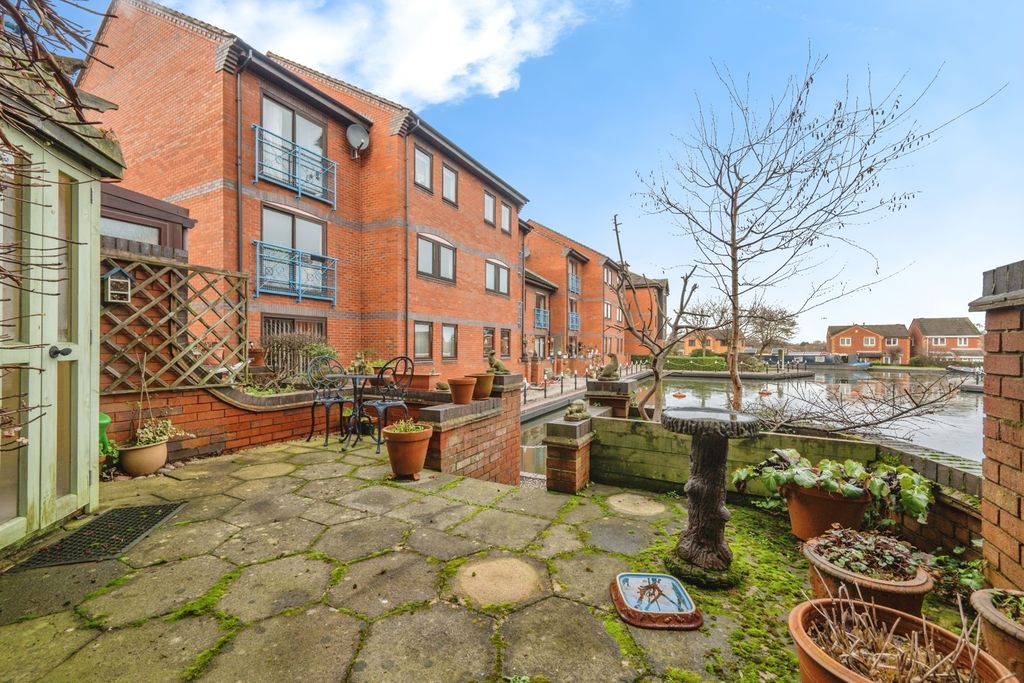 Property photo 2 of 25 Pbox-Img.Jpg