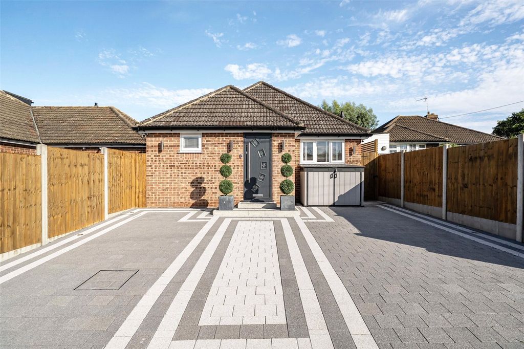 Property photo 1 of 21 External