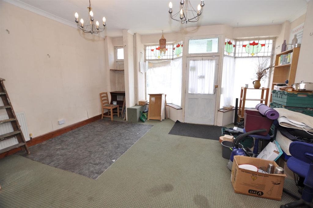 Property photo 2 of 12 Former Shop Area