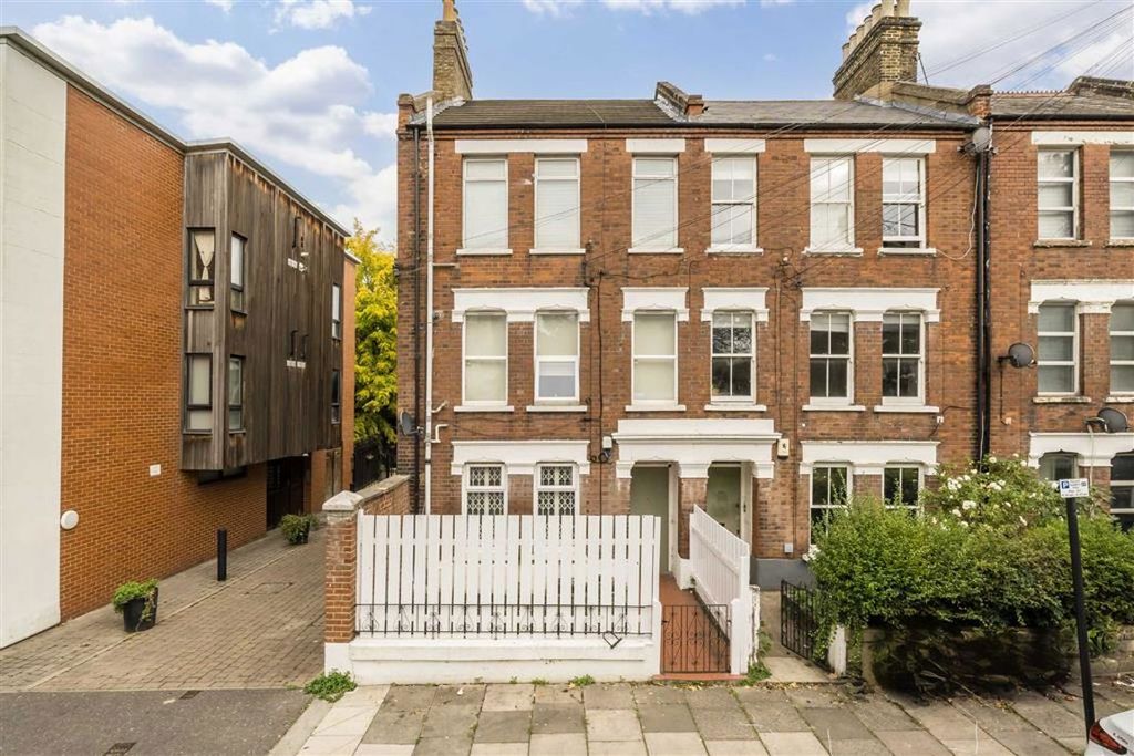 Property photo 2 of 11