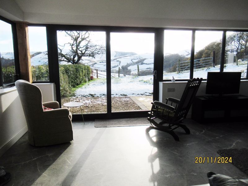 Property photo 2 of 31 Conservatory