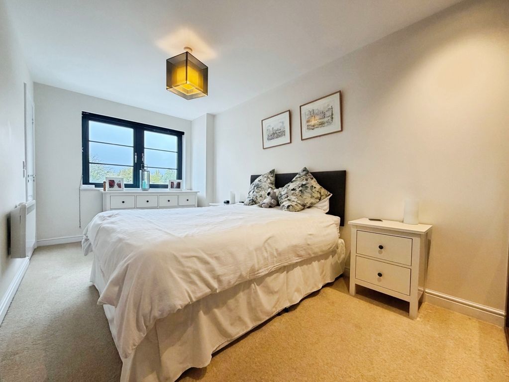 Property photo 3 of 7 Pbox-Img.Jpg