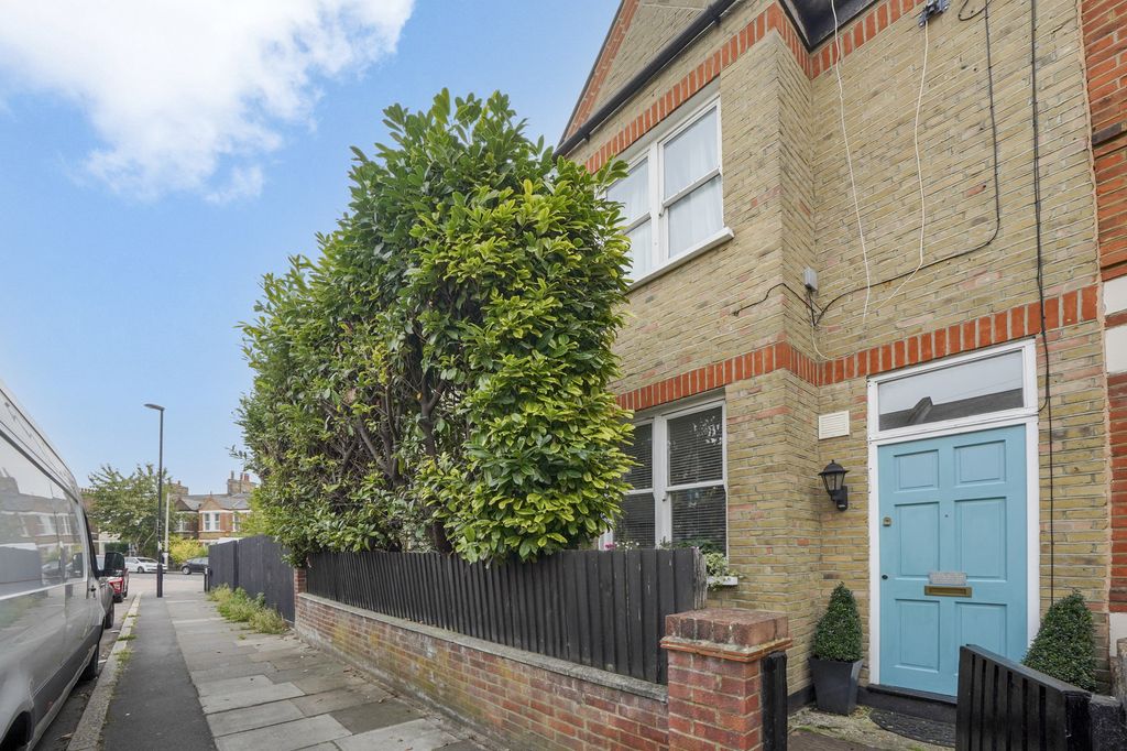 Property photo 1 of 15