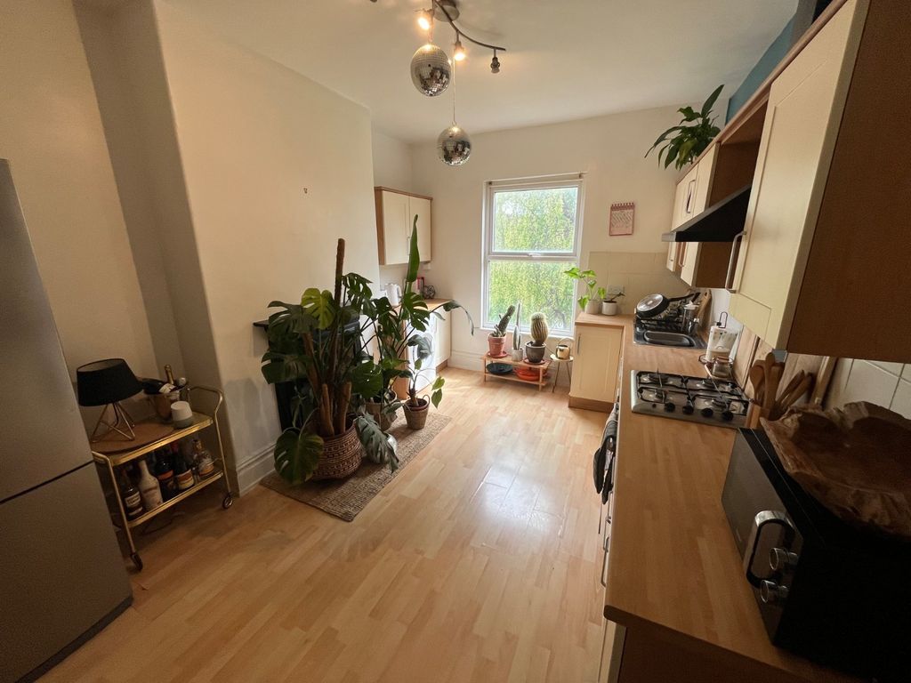 Property photo 3 of 8 Picture No. 19
