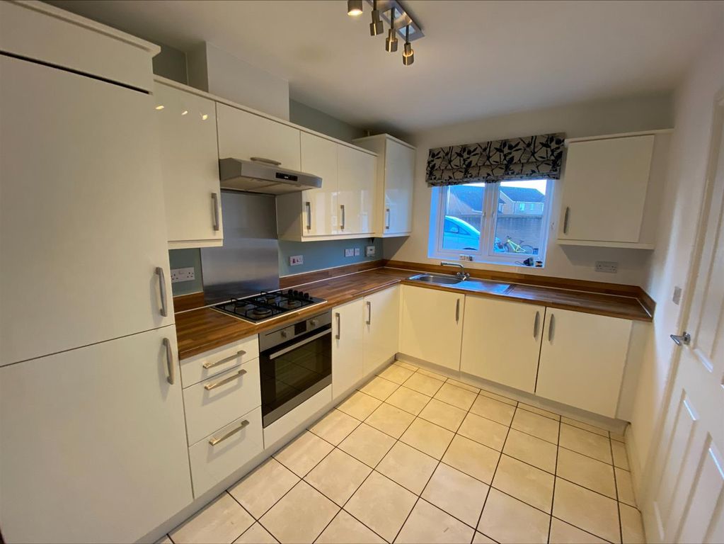 Property photo 2 of 16 3.Jpeg