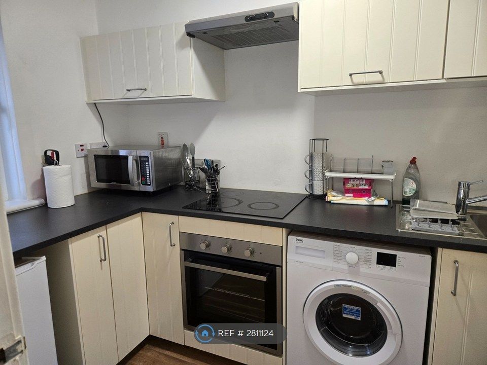 Property photo 2 of 5