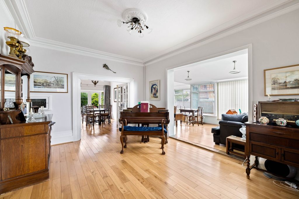 Additional image 6 of 6 bed detached house for saleBathurst Road, Folkestone CT20