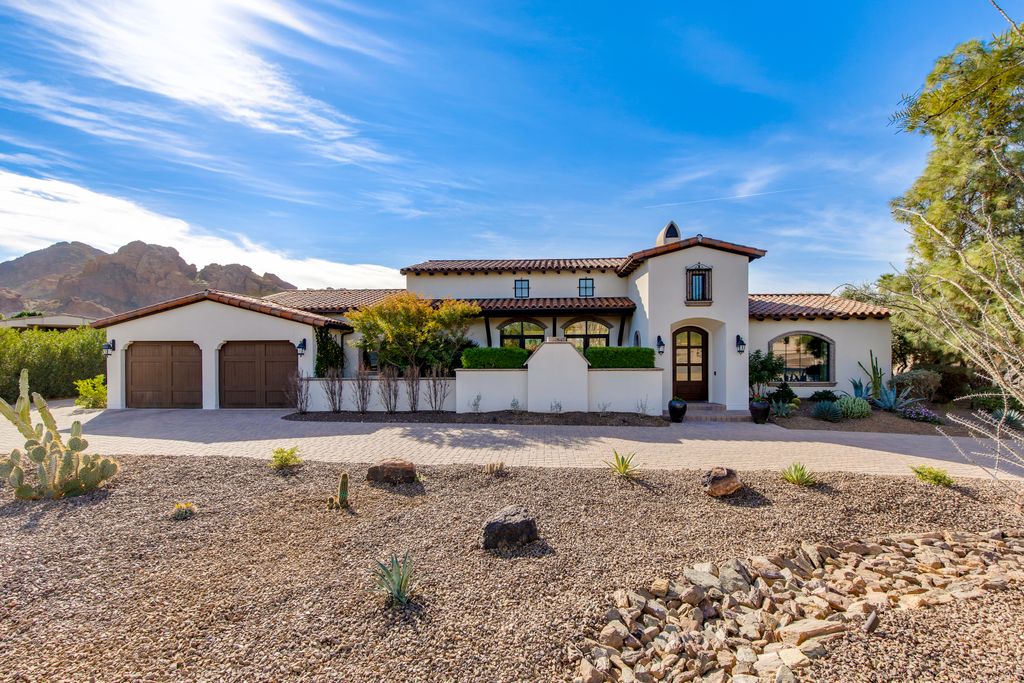 Property photo 1 of 18