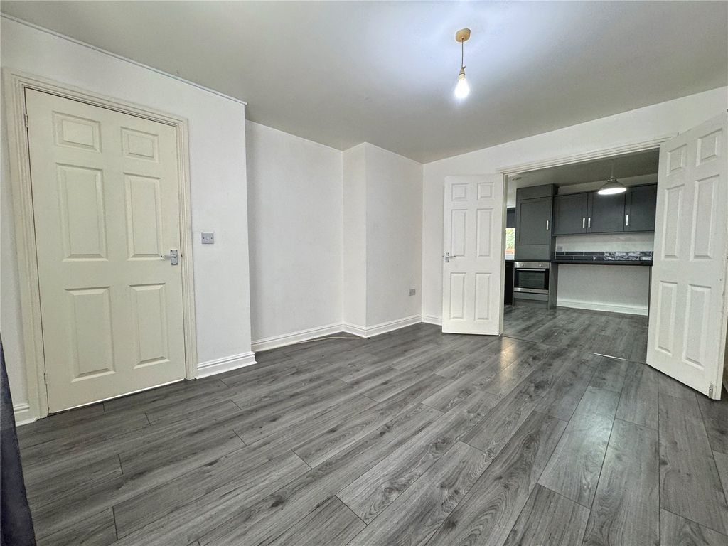 Property photo 3 of 15 Living Room