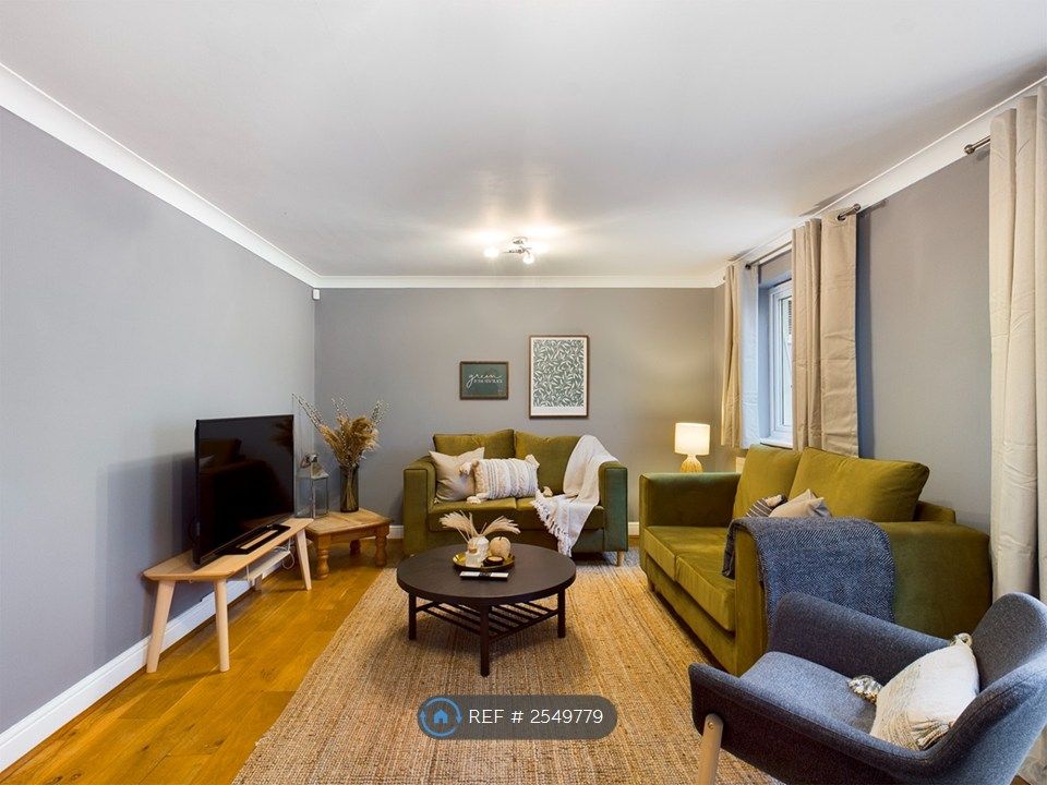 Property photo 1 of 10 Sitting Room