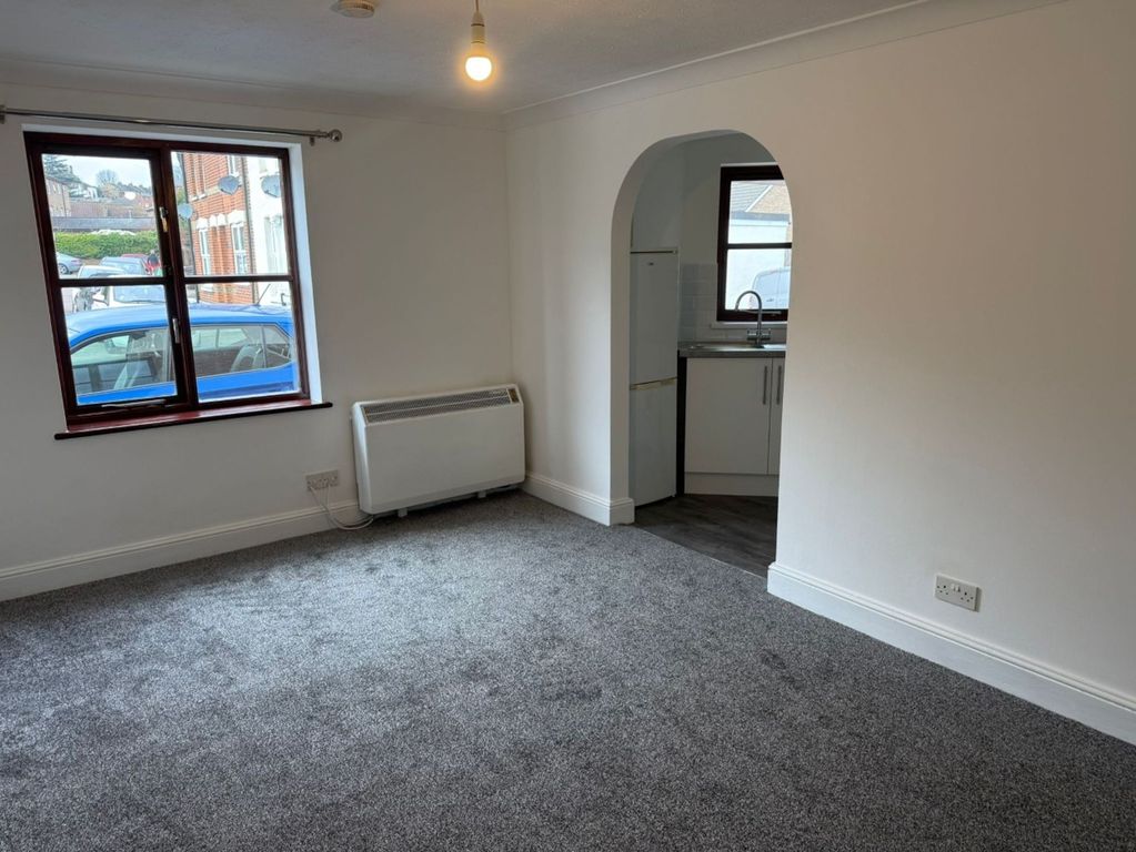 Property photo 2 of 7