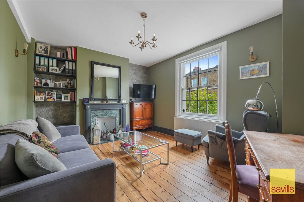 Property photo 3 of 19 Reception One