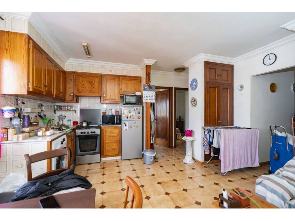 Property photo 3 of 30
