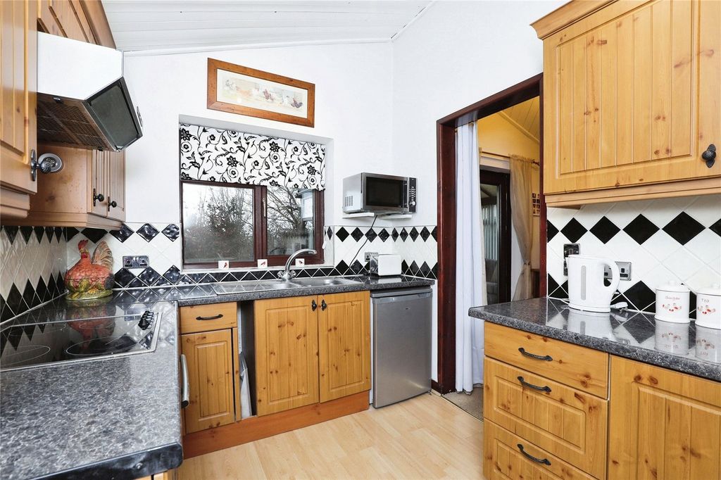 Property photo 3 of 12 Photography