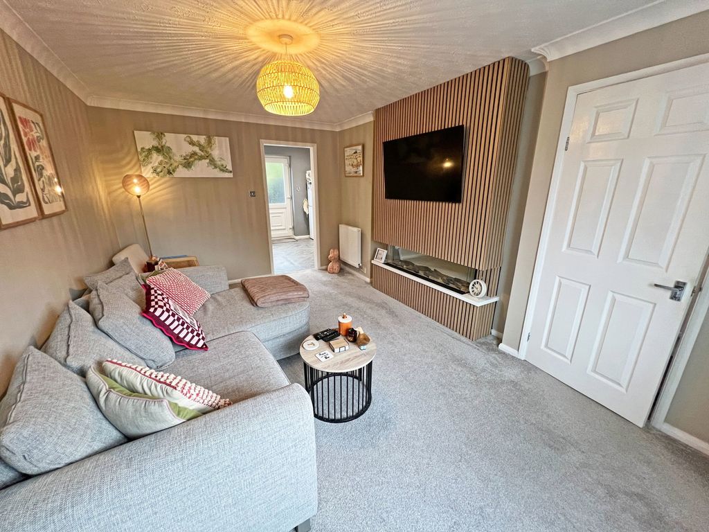 Property photo 2 of 15