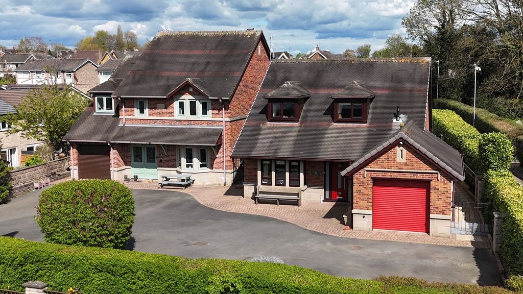 Property photo 1 of 37