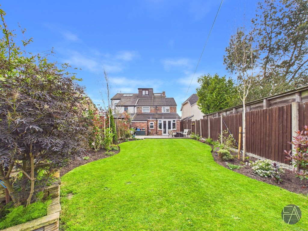 Property photo 2 of 20 5123663