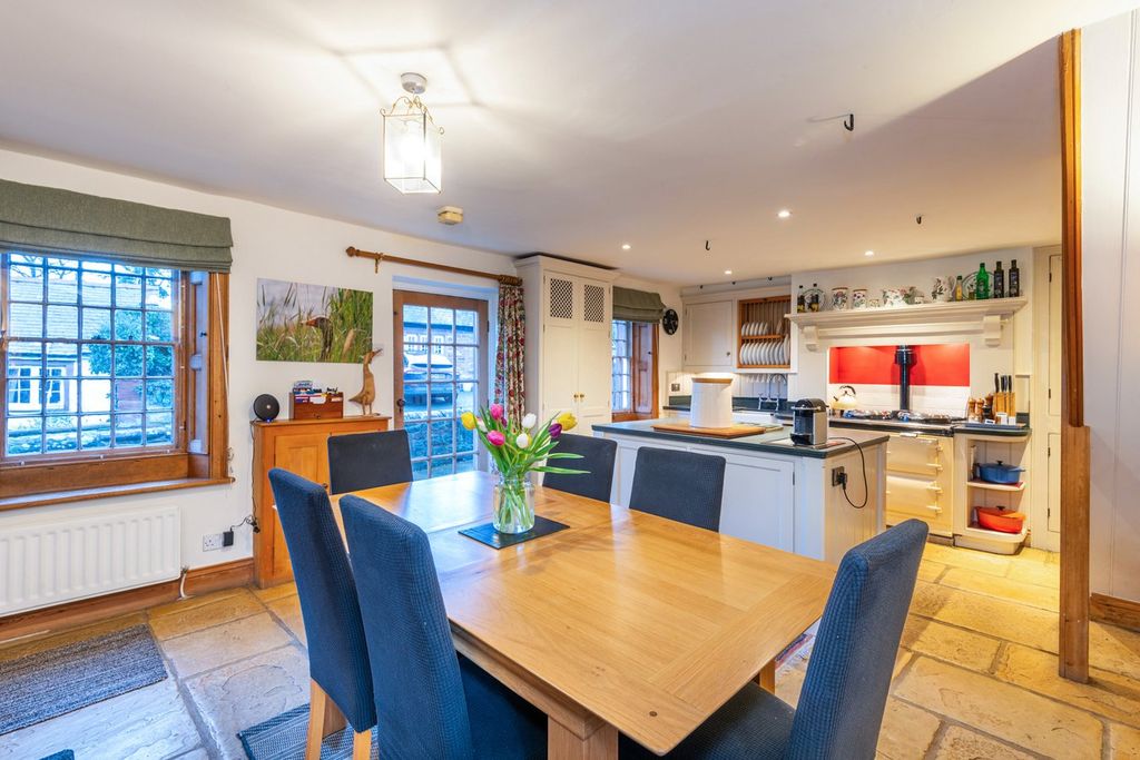 Property photo 3 of 29 Dining Kitchen