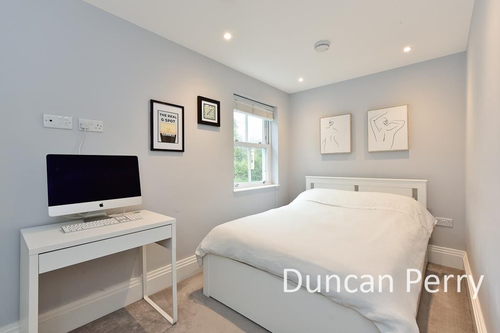 Additional image 5 of 2 bed flat for saleBell Lane, Brookmans Park AL9