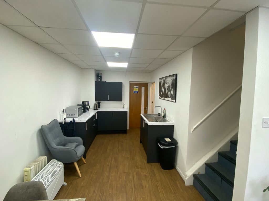 Property photo 3 of 5 Web Img_9413.Jpeg