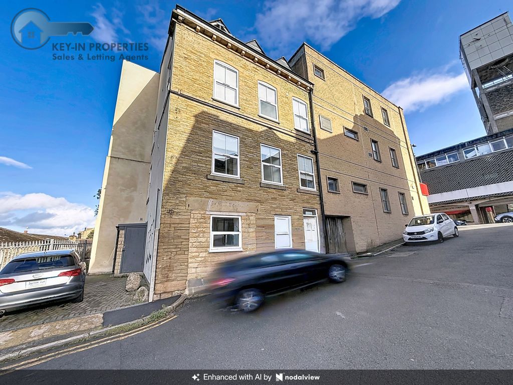 Property photo 1 of 6 Refurbished 2‑Bedroom Apartment • New Kitchen & Modern Bathroom- Shipley (Bd18)