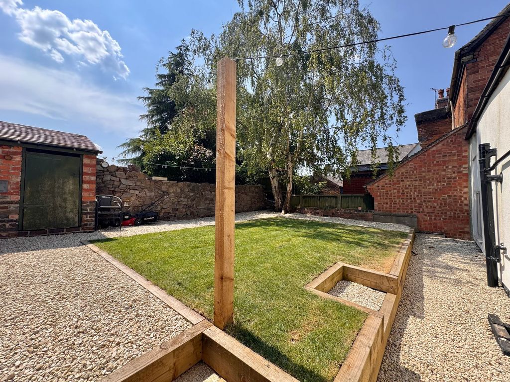 Property photo 3 of 46