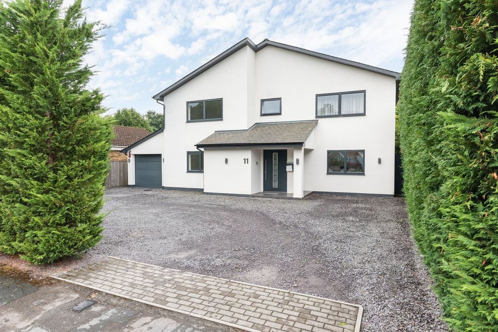 Property photo 1 of 26