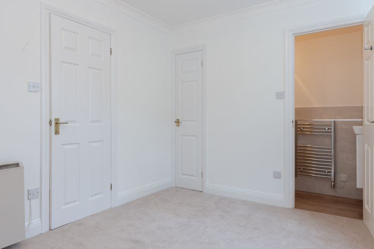 Property photo 2 of 9 237846