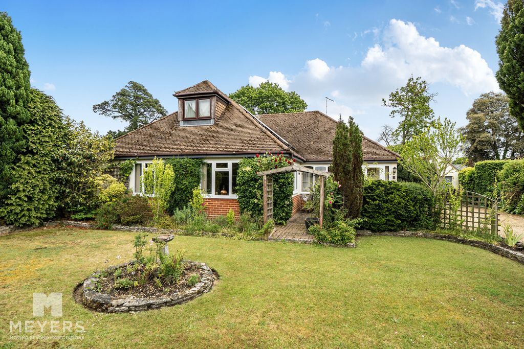 Property photo 1 of 21