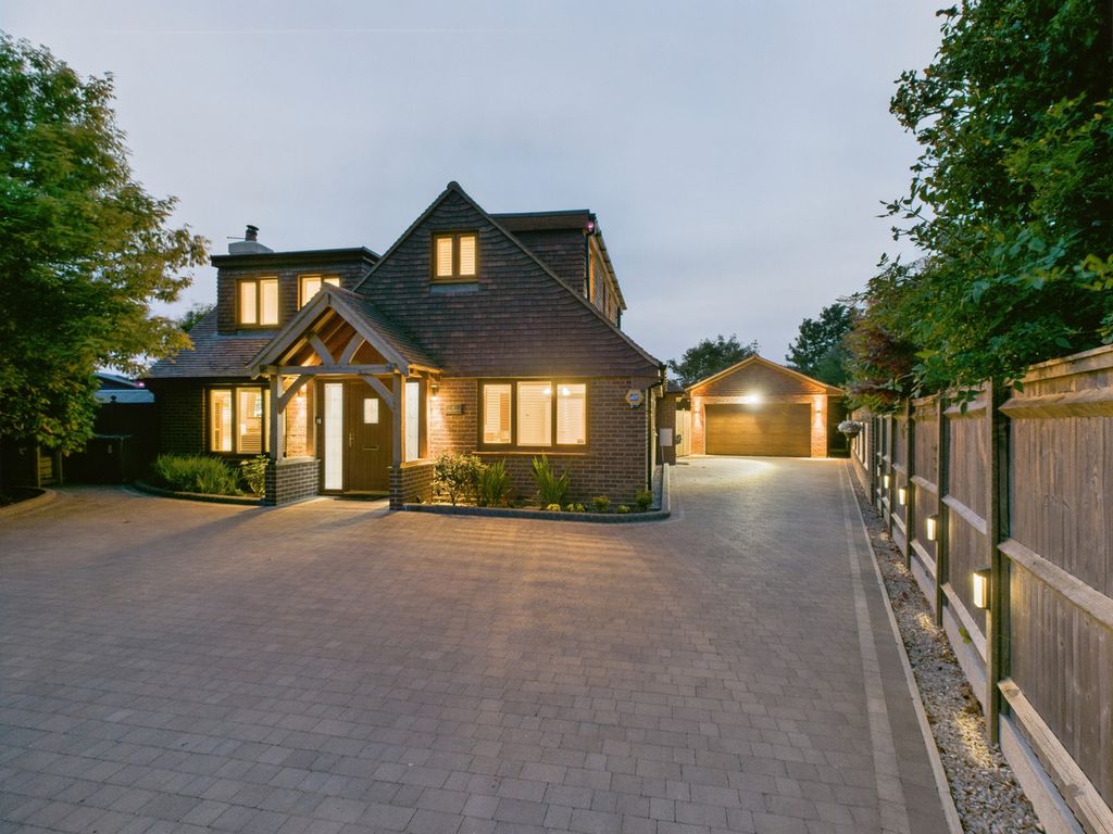 Property photo 1 of 33