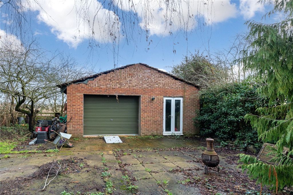 Property photo 3 of 25 Picture No. 14