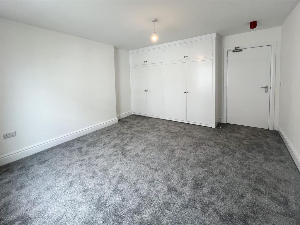 Additional image 16 of 3 bed flat to rentFlat 3, Samuel Webbs, Marina Road, Douglas IM1