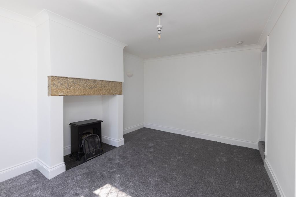 Property photo 3 of 8 Image 3