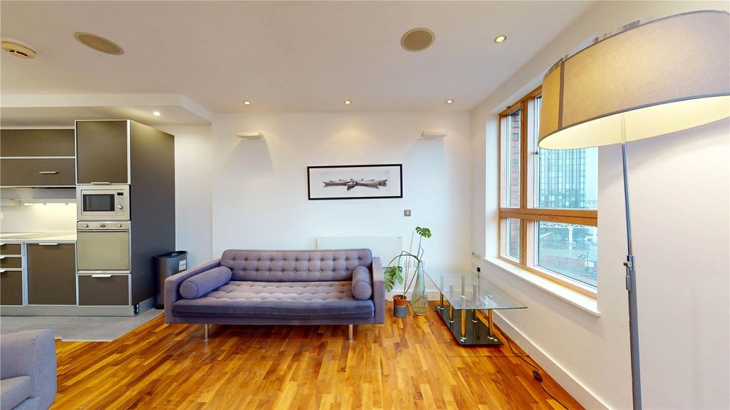 Property photo 3 of 10 Picture No. 07