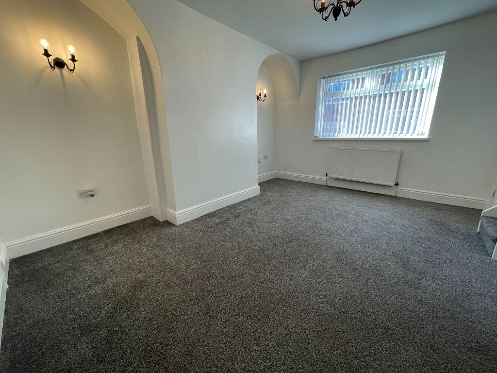 Property photo 2 of 11 Photograph 2