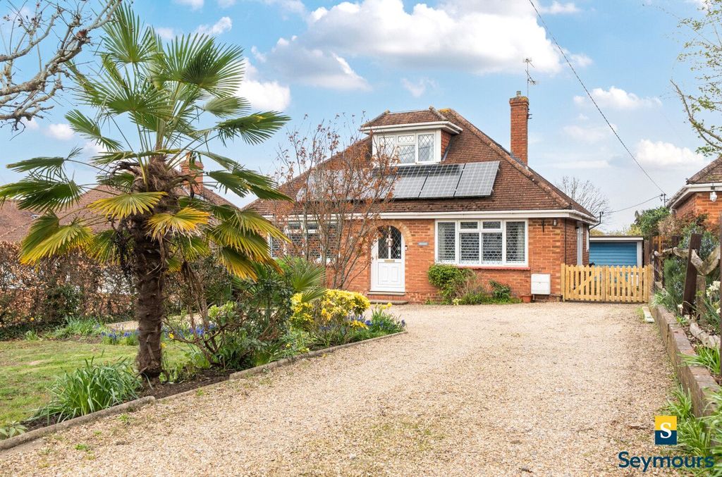 Property photo 1 of 20 Driveway &amp; Garage