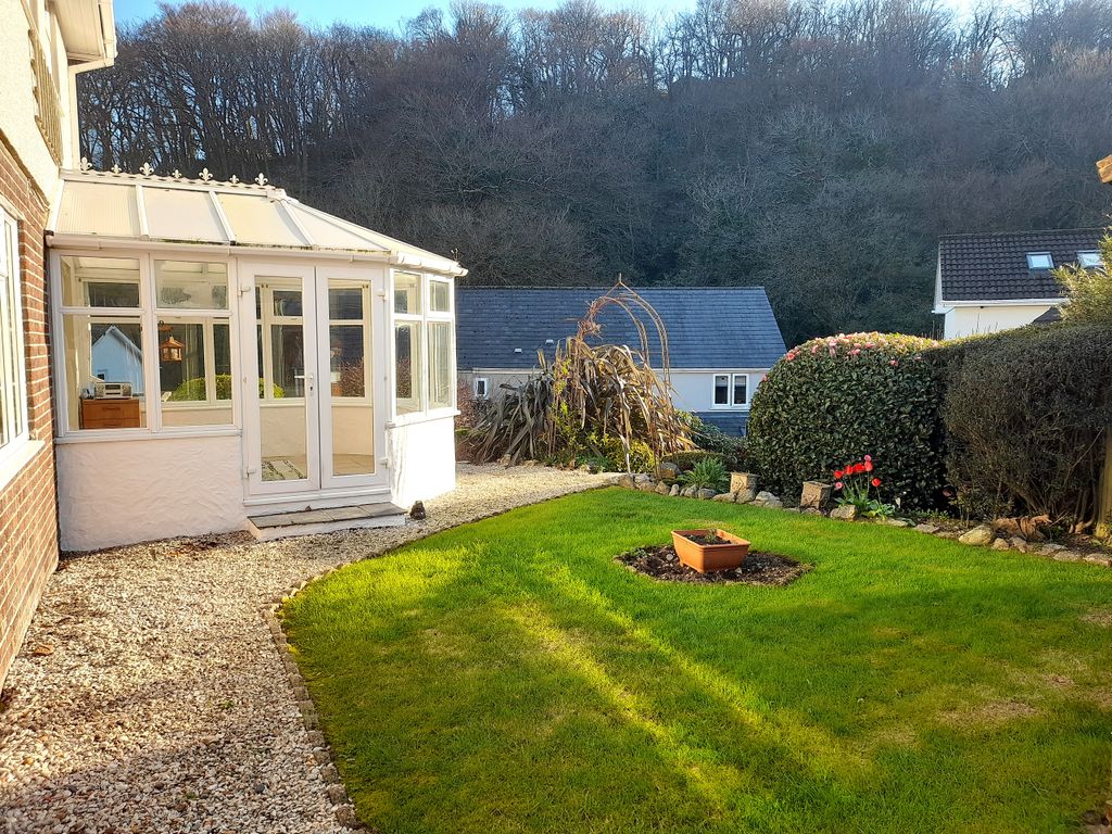 Property photo 2 of 27 Garden 1