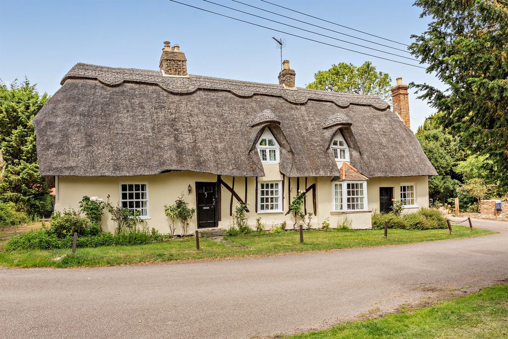 Property photo 1 of 24