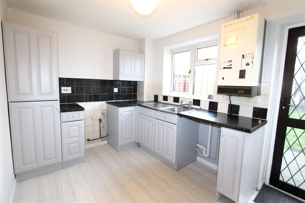 Property photo 3 of 9 3.Jpg