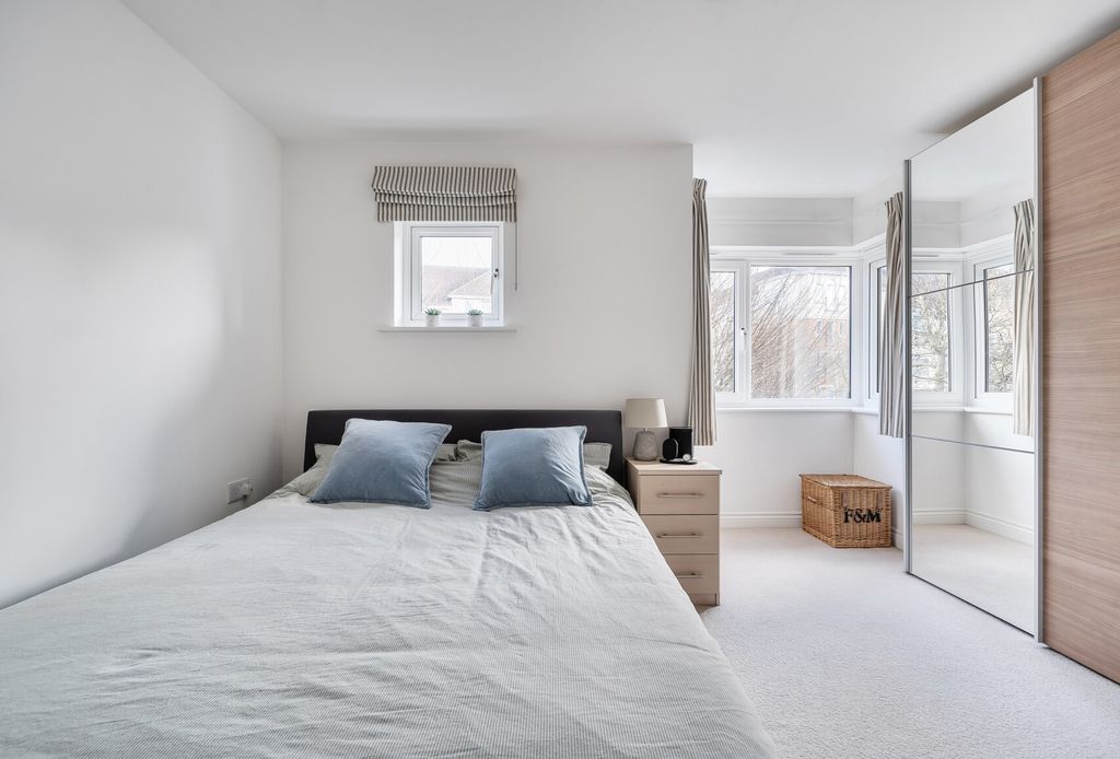 Property photo 3 of 12 1424633-16-69B053...