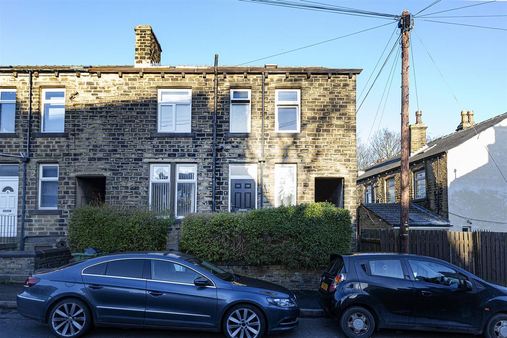 Property photo 1 of 18 Front External