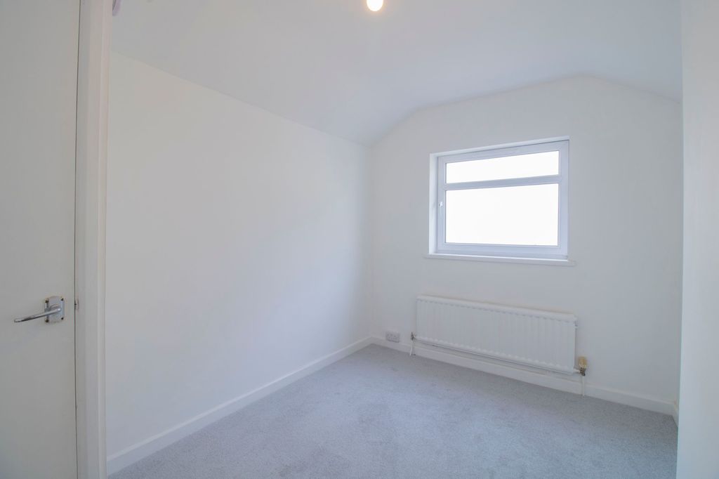 Additional image 26 of 4 bed terraced house for sale5 High Street, Newbridge NP11