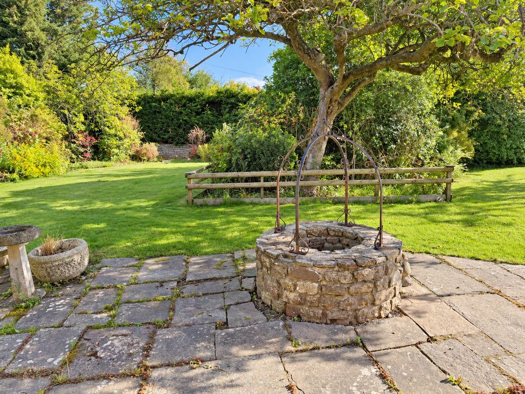 Property photo 3 of 23
