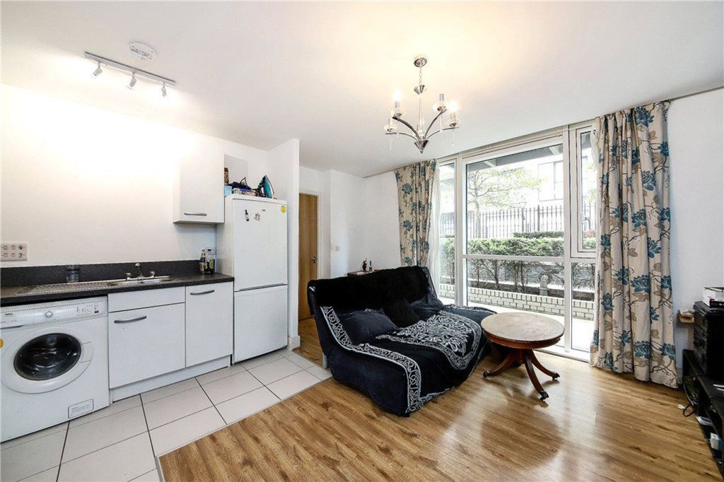 Property photo 3 of 10